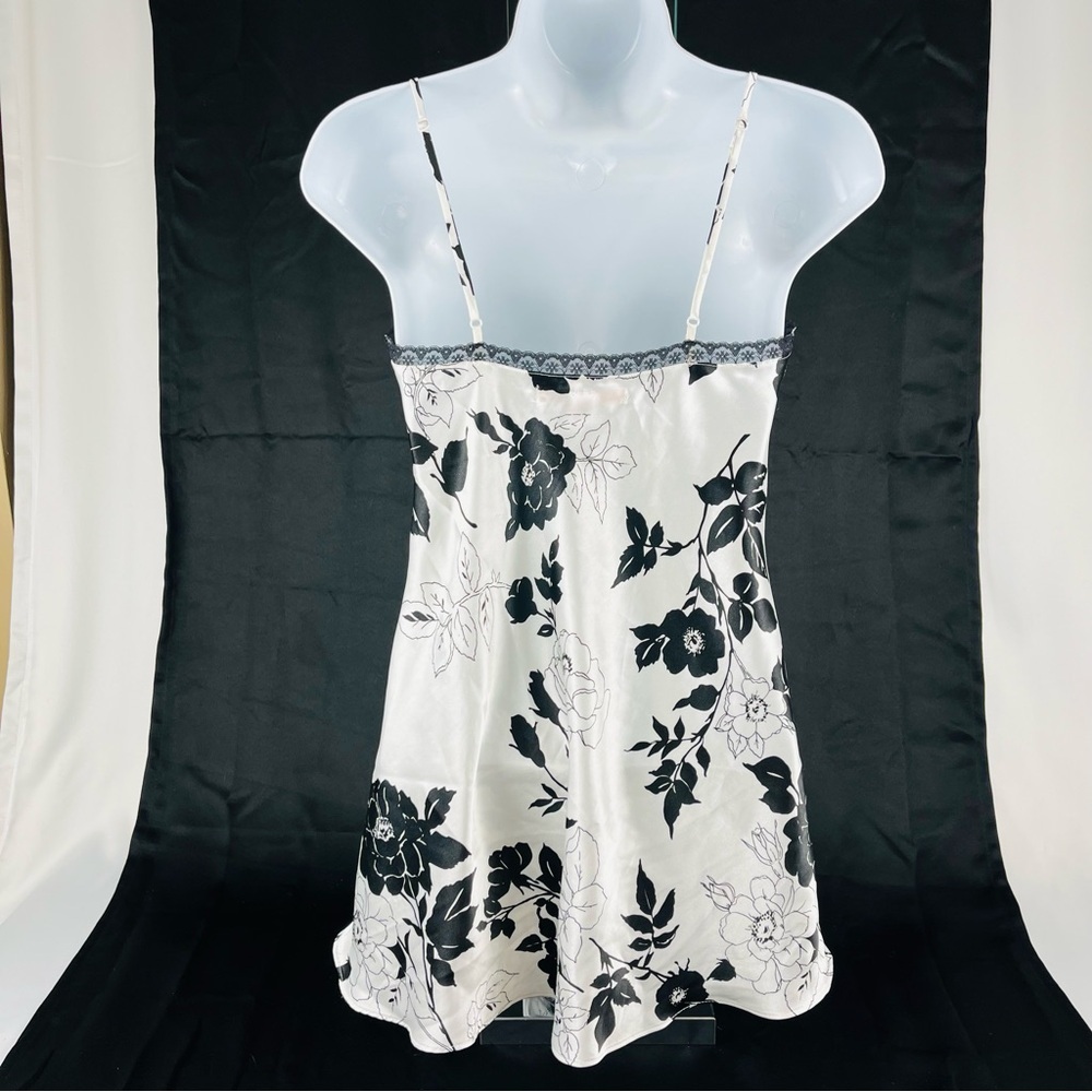 Victoria's Secret Floral Satin Tease Lace-Trim Slip Mini Cami Babydoll XS White - Picture 2 of 10